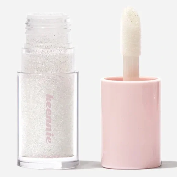 Disco Revival Shimmering Lip Oil 2 Pack! - Picture 2 of 8